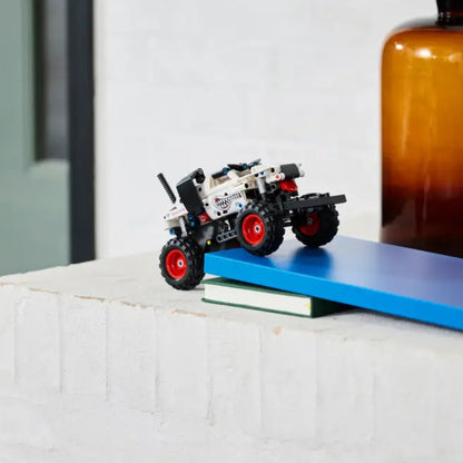 LEGO Technic: Monster Truck Dálmata 2 en 1