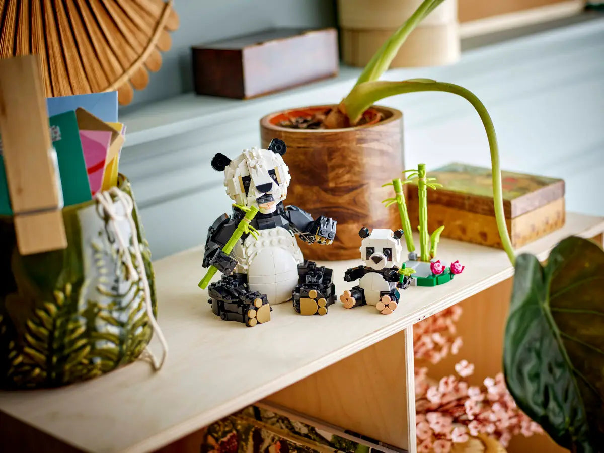LEGO Creator Familia panda 3 en 1: Pandas, Orcas y Pingüinos